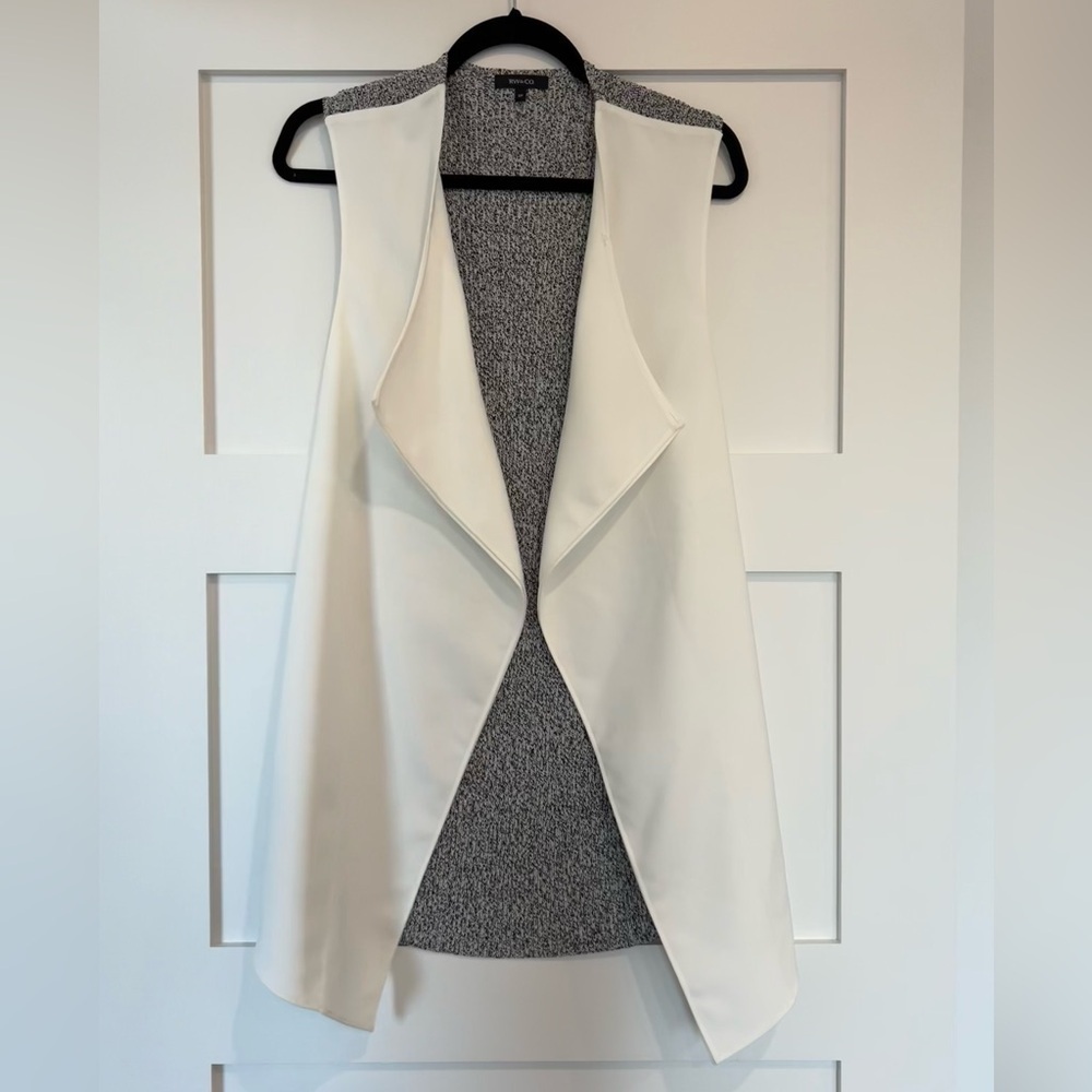 RW&CO sleeveless cardigan - Picture 4 of 4
